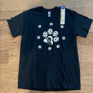 Gildan Blue Love Wet Noses Kisses Graphic Tee Medium NWT